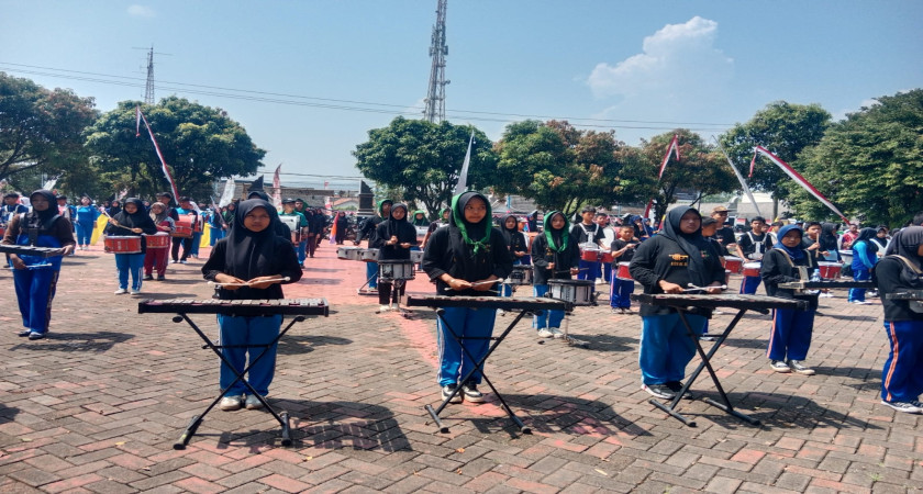 Ribuan Peserta Padati Latihan Gabungan Parade Gebyar Merah Putih, Siap Cetak Rekor MURI!